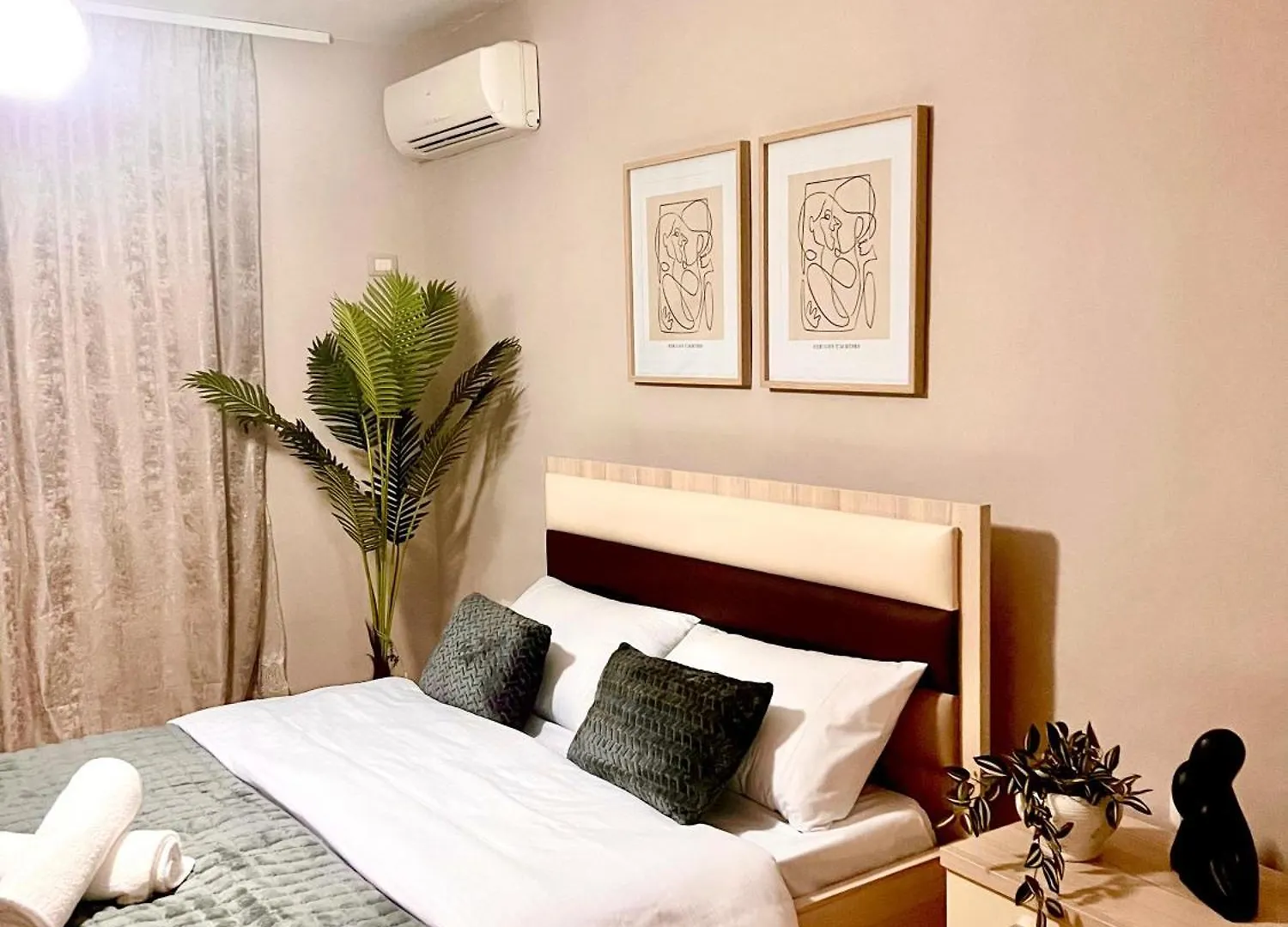 New Modern Tirana Apartment 0*,  Albania